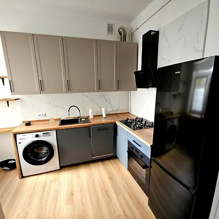 Stylish Art Free Parking *