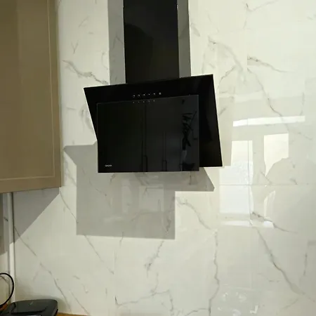 Stylish Art Free Parking *